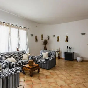 Villa Arenella Con Piscina, Syracuse